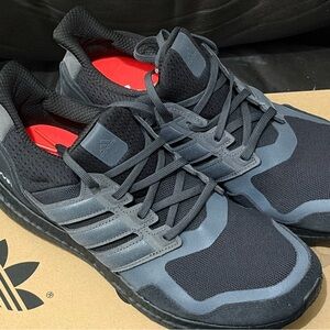 Adidas Ultraboost “Black Granite” men’s size 9.5